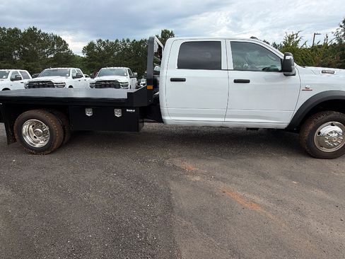New 2026 RAM 5500 Tradesman w/ Chrome Appearance Group AWD/4WD image 7