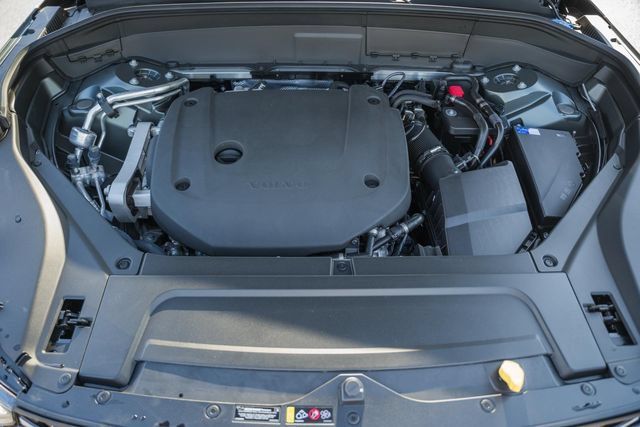 New 2027 Volvo XC90 B6 Plus AWD/4WD image 22