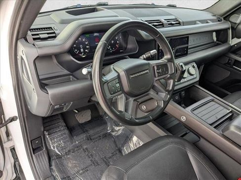 Used 2021 Land Rover Defender 110 X-Dynamic HSE image 10