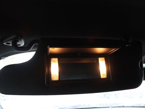 Used 2018 Dodge Challenger SXT image 39