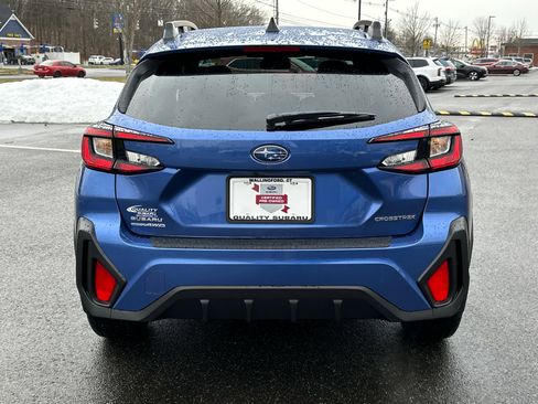 Certified 2025 Subaru Crosstrek 2.0i Premium image 3