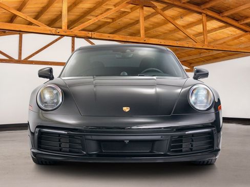 Used 2024 Porsche 911 Carrera image 7