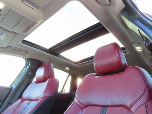 Used 2025 MAZDA CX-50 AWD 2.5 Hybrid w/ Premium Pkg image 5