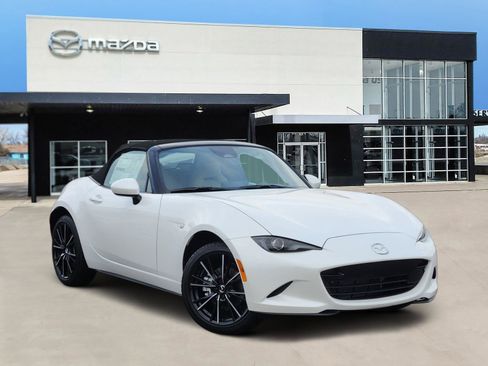 New 2026 MAZDA MX-5 Miata Grand Touring image 1