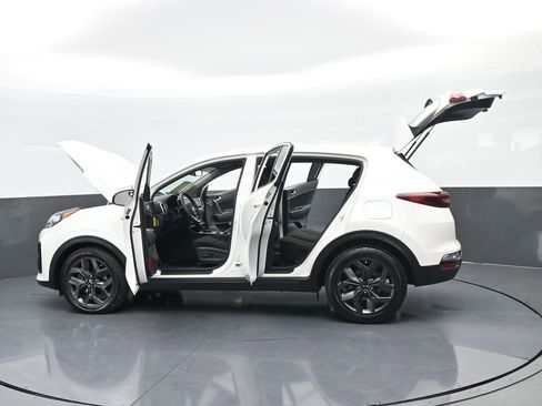 Used 2022 Kia Sportage LX w/ LX FWD Value Edition Package image 62