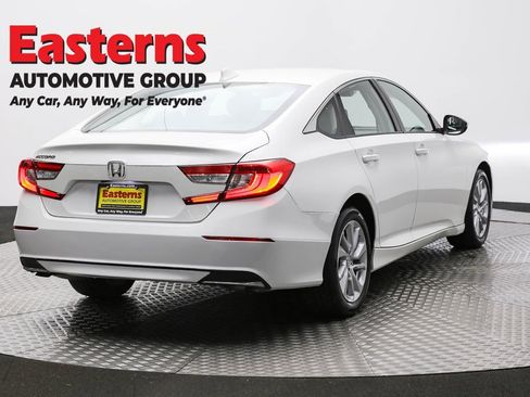 Used 2020 Honda Accord LX image 5