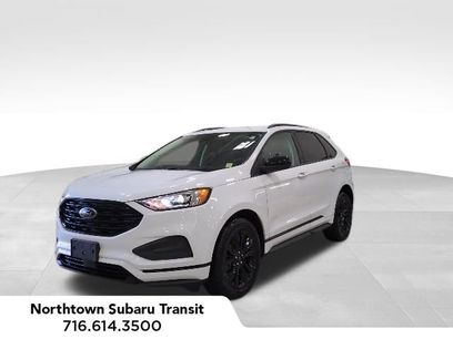 Used 2024 Ford Edge SE w/ Black Appearance Package