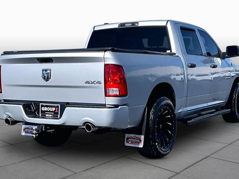 Used 2015 RAM 1500 Express AWD/4WD image 12