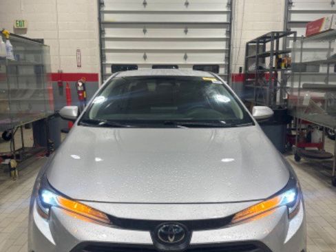 Used 2023 Toyota Corolla LE image 1