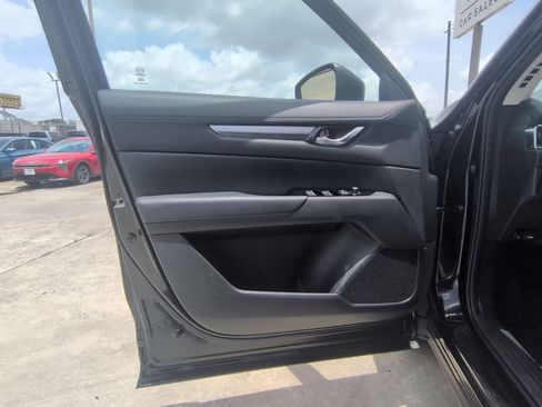 Used 2025 MAZDA CX-5 AWD 2.5 S w/ Preferred Package image 11