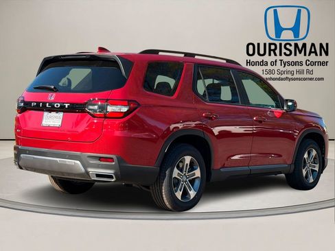 New 2026 Honda Pilot EX-L image 3