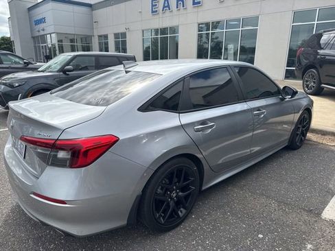 Used 2023 Honda Civic Sport image 7