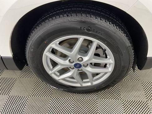 Used 2022 Ford Edge SEL w/ Convenience Package image 11