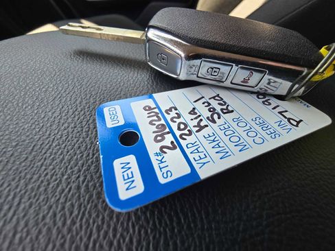 Used 2023 Kia Soul LX FWD image 34