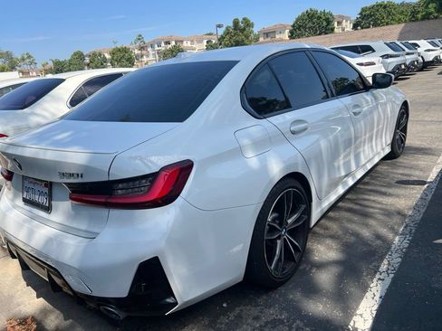 Used 2023 BMW 330i Sedan w/ M Sport Package RWD image 4