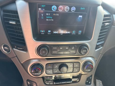 Used 2020 GMC Yukon XL Denali w/ Denali Premium Package AWD/4WD image 16