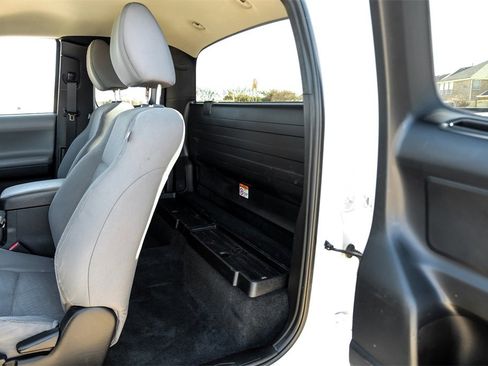 Used 2021 Toyota Tacoma SR image 36