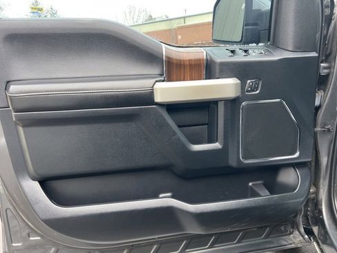 Used 2016 Ford F150 Lariat w/ Equipment Group 502A Luxury image 19