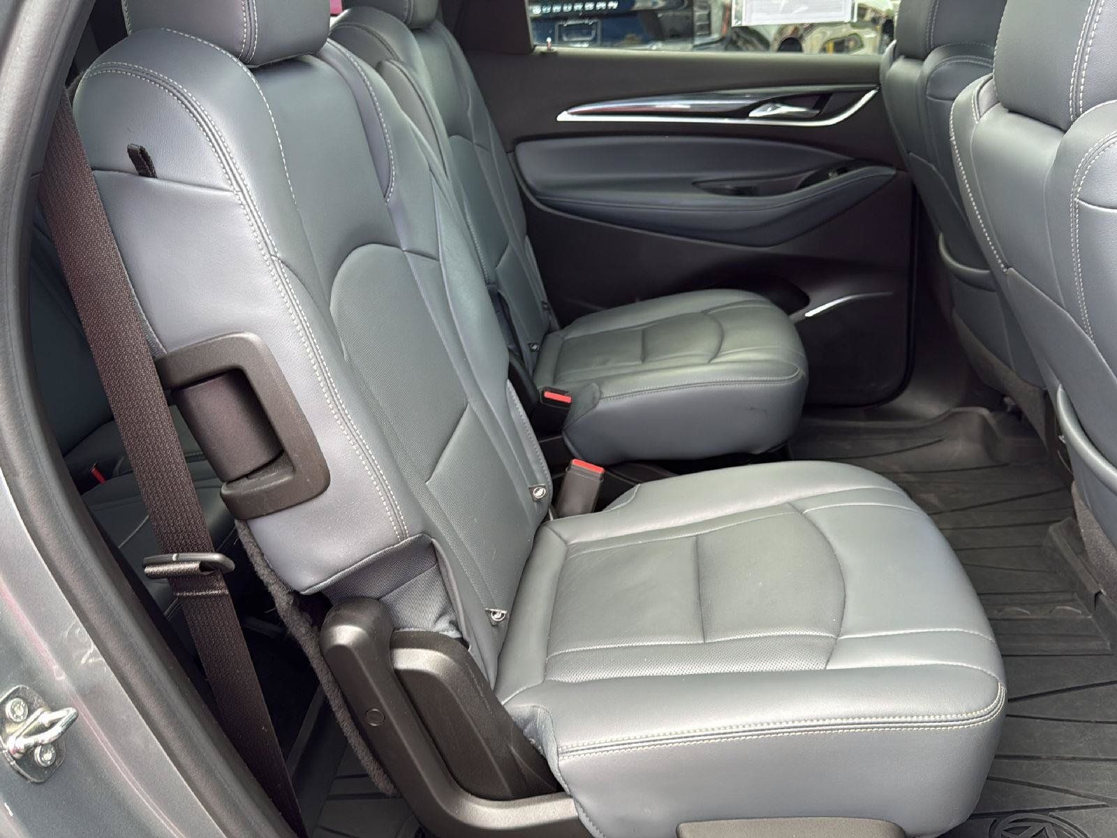 Used 2023 Buick Enclave Premium w/ Experience Buick Package AWD/4WD image 30