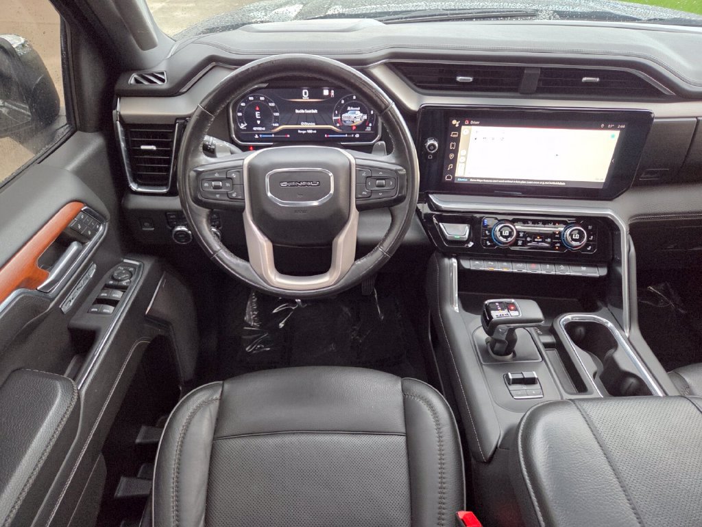 Used 2023 GMC Sierra 1500 Denali w/ Denali Carbonpro Edition AWD/4WD image 25