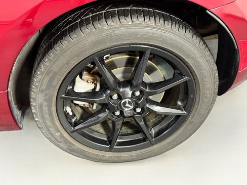 Used 2019 MAZDA MX-5 Miata Sport RWD image 27
