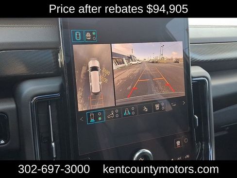 New 2026 GMC Yukon XL AT4 w/ AT4 Premium Plus Package image 19