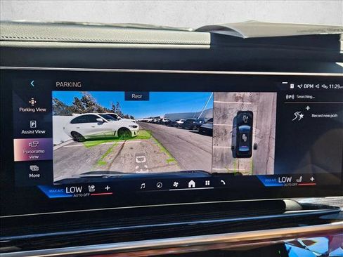 Certified 2025 BMW 740i w/ Premium Package image 12