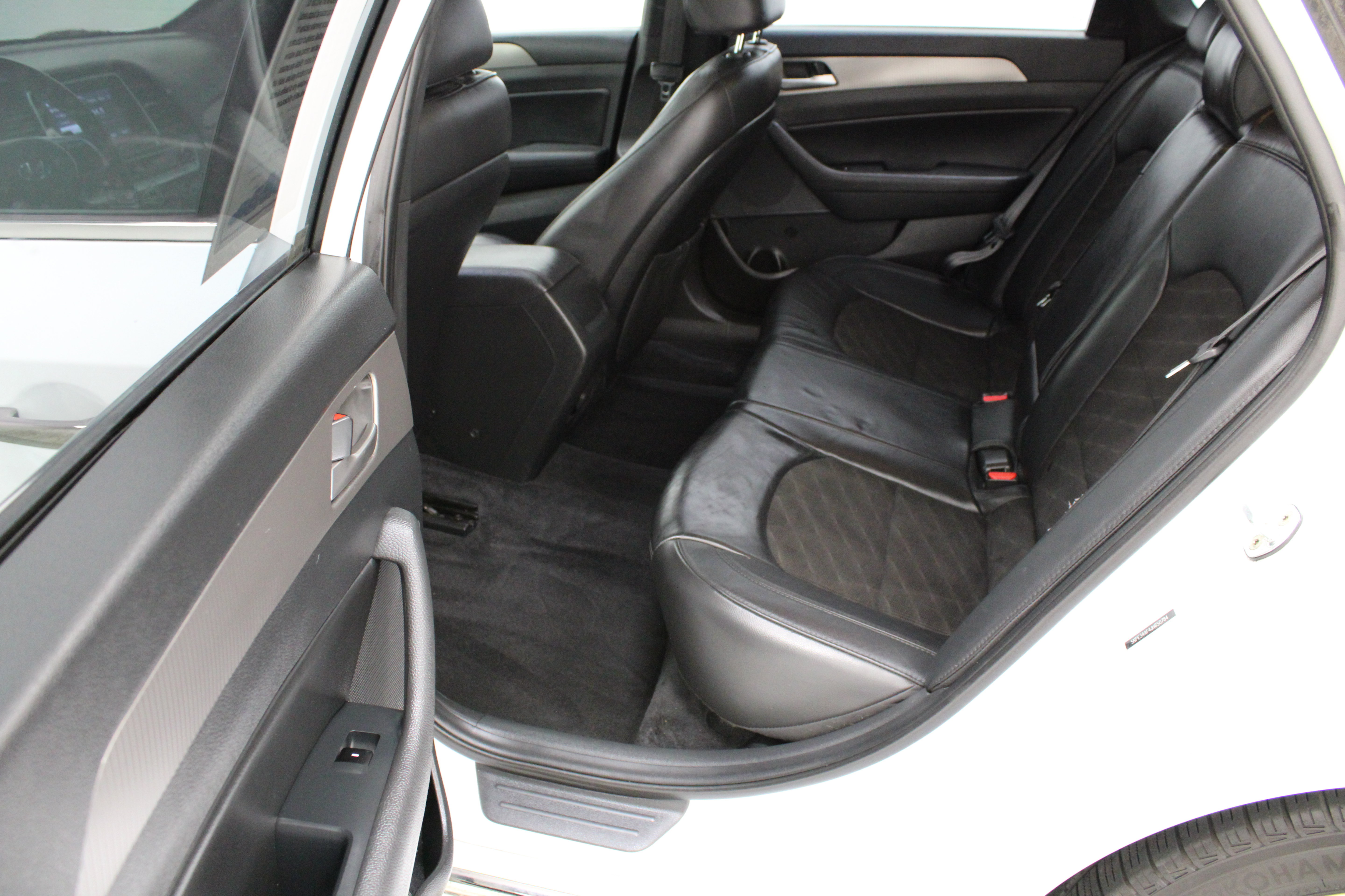 Used 2018 Hyundai Sonata Sport FWD image 30