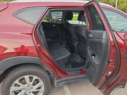 Used 2020 Hyundai Tucson Value w/ Cargo Package AWD/4WD image 18