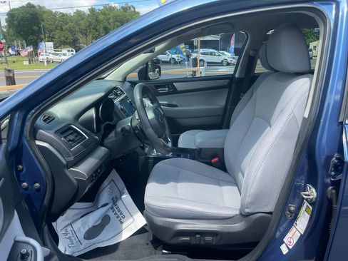Used 2019 Subaru Outback 2.5i Premium AWD/4WD image 8