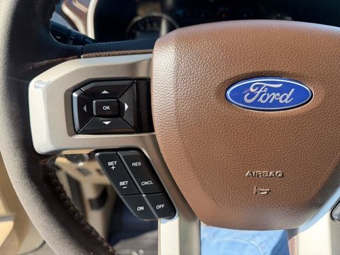 Used 2018 Ford F150 Lariat w/ Equipment Group 501A Mid AWD/4WD image 34