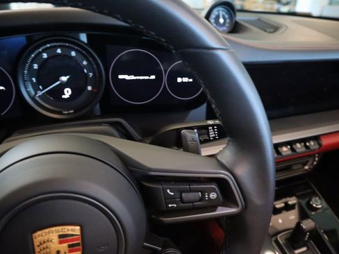 Used 2020 Porsche 911 Carrera S image 31