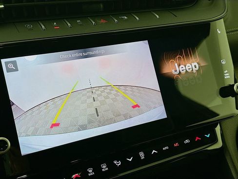 New 2026 Jeep Grand Cherokee L 4WD image 19
