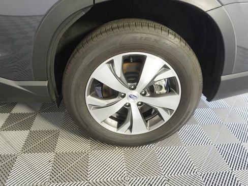 Certified 2025 Subaru Ascent Premium AWD/4WD image 16