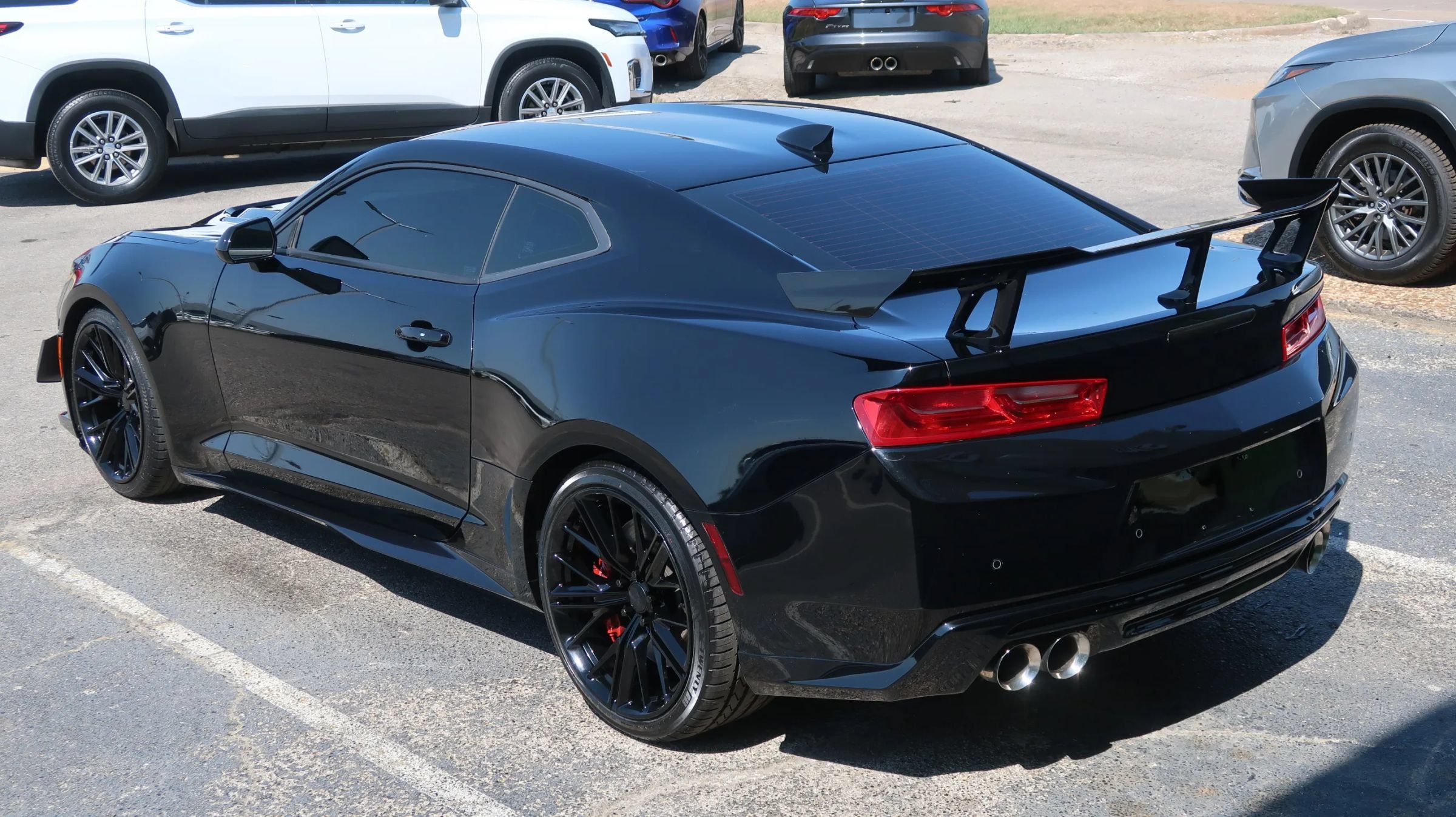 Used 2018 Chevrolet Camaro ZL1 RWD image 7