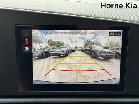 New 2025 Kia Niro LX image 19