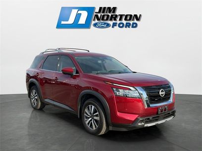 Used 2024 Nissan Pathfinder SL