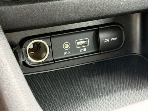 Used 2020 Kia Forte LXS FWD image 22