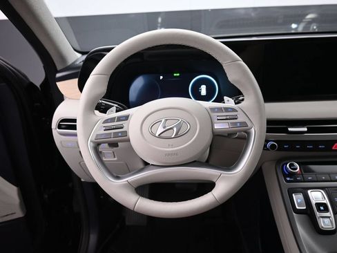Used 2024 Hyundai Palisade Limited AWD/4WD image 26