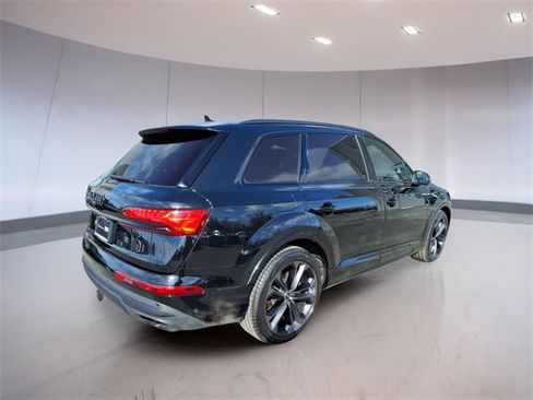 Used 2025 Audi Q7 3.0T Prestige image 6