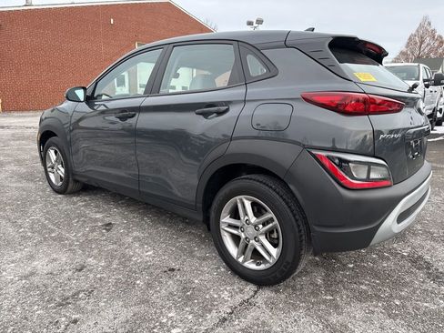 Used 2023 Hyundai Kona SE image 6