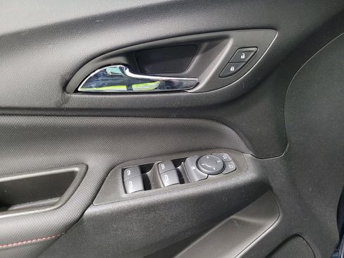 Used 2023 Chevrolet Equinox RS FWD image 27