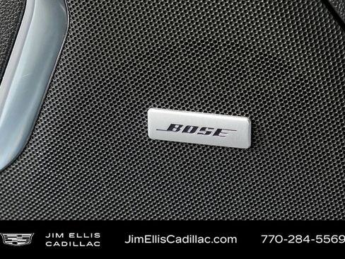 Used 2023 Chevrolet Suburban High Country w/ Premium Package 2 image 8