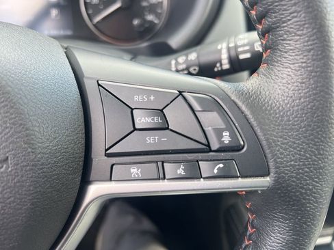 Certified 2023 Nissan Kicks SR w/ SR Premium Package FWD image 61