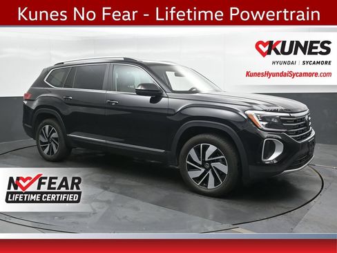 Used 2024 Volkswagen Atlas SEL AWD/4WD image 1