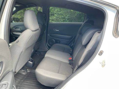 Used 2021 Honda HR-V Sport image 33