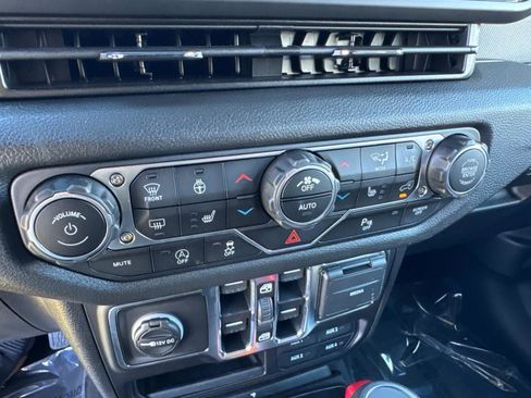 New 2025 Jeep Wrangler Sport S AWD/4WD image 22