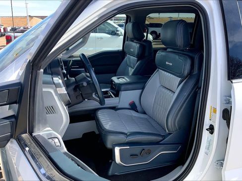 Certified 2024 Ford F250 Limited w/ FX4 Off-Road Package image 7