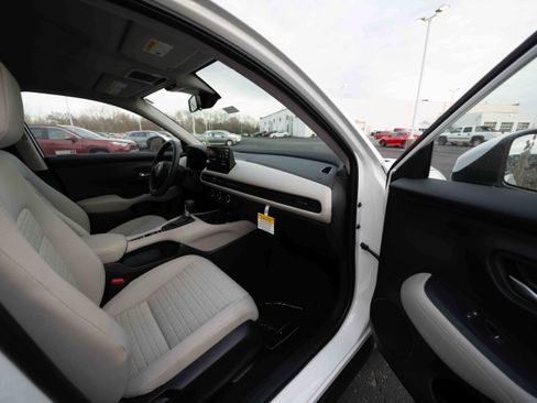 New 2026 Honda HR-V LX image 26