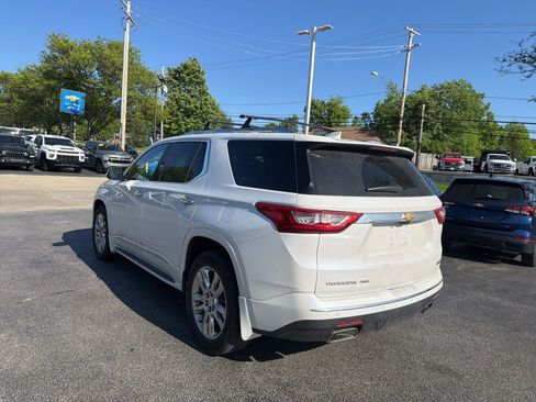 Used 2018 Chevrolet Traverse High Country AWD/4WD image 4